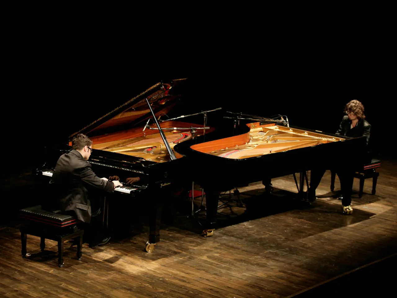 Stages of Schizophrenia: Identifying Symptoms, Causes, and Remedies