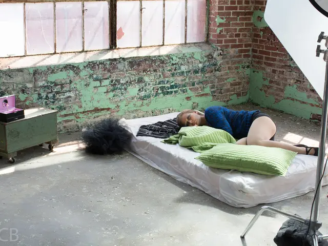 Ideal Sleep Posture for Enhanced Digestion and Heartburn Alleviation