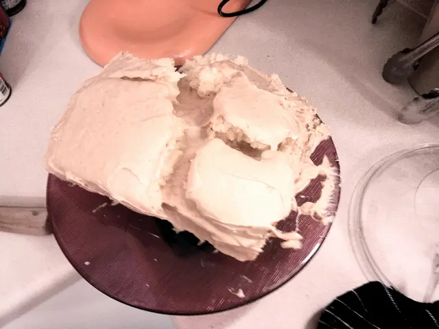 Psoriasis affecting the scalp: Symptoms, origin, and remedies