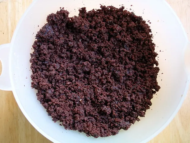 Distinct Characteristics and Indicators: Lactose Intolerance vs. Crohn's Disease