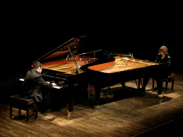 Stages of Schizophrenia: Identifying Symptoms, Causes, and Remedies