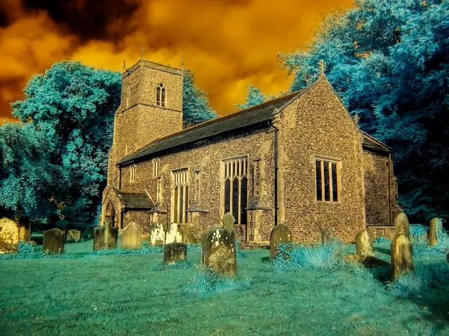 Uncovered Sensation: Construction Workers Unearth Stunning Find in Helmstedt County!