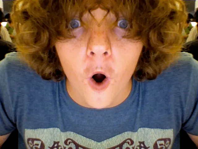 Attempted robbery and physical attack reported in Dortmund-Lütgendortmund apartment building;...