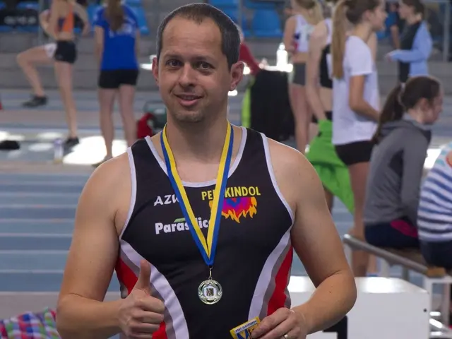 Achieving Bolt-like feats despite health problems: Lyles' determination persists